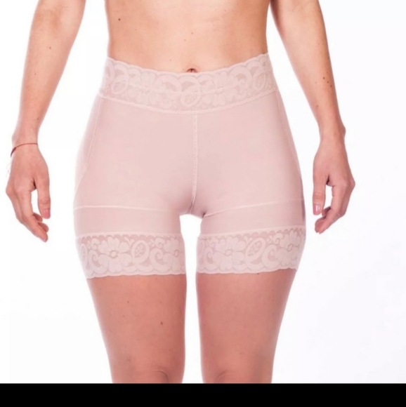 Fajas Colombianas - Colombian shape wear - Picture 4 of 6